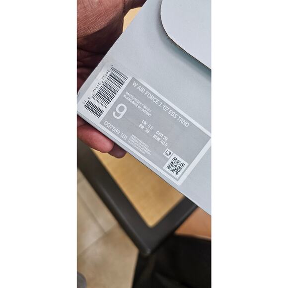 Nike Air Force 1 '07  Womans Size 9 /Essential 'Desert Berry'/ White New in Box - Picture 7 of 7